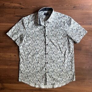 Modern English Blue Floral Short Sleeve Dress Shirt – Stretch Fit | Size L